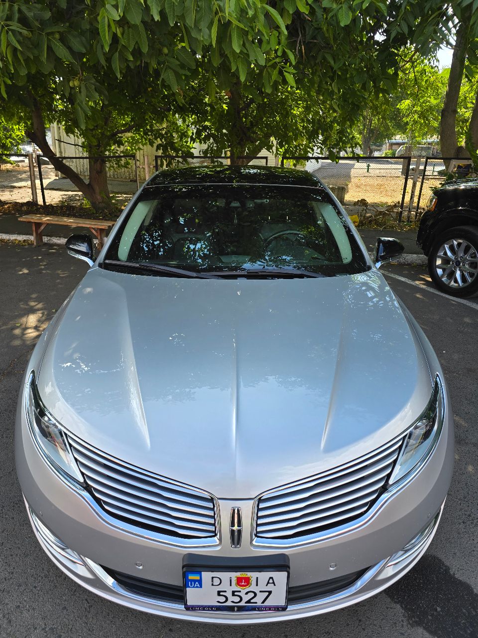 Lincoln MKZ - фото 1