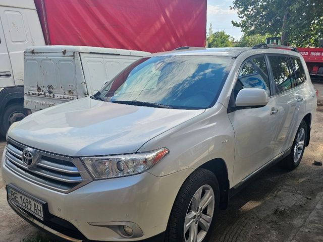 Toyota Highlander 2013, Миколаїв, $18 000 - зображення 2