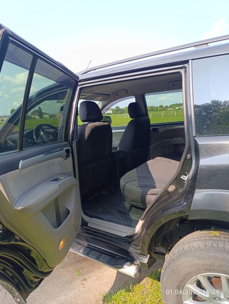 Mitsubishi Pajero Sport - фото 3