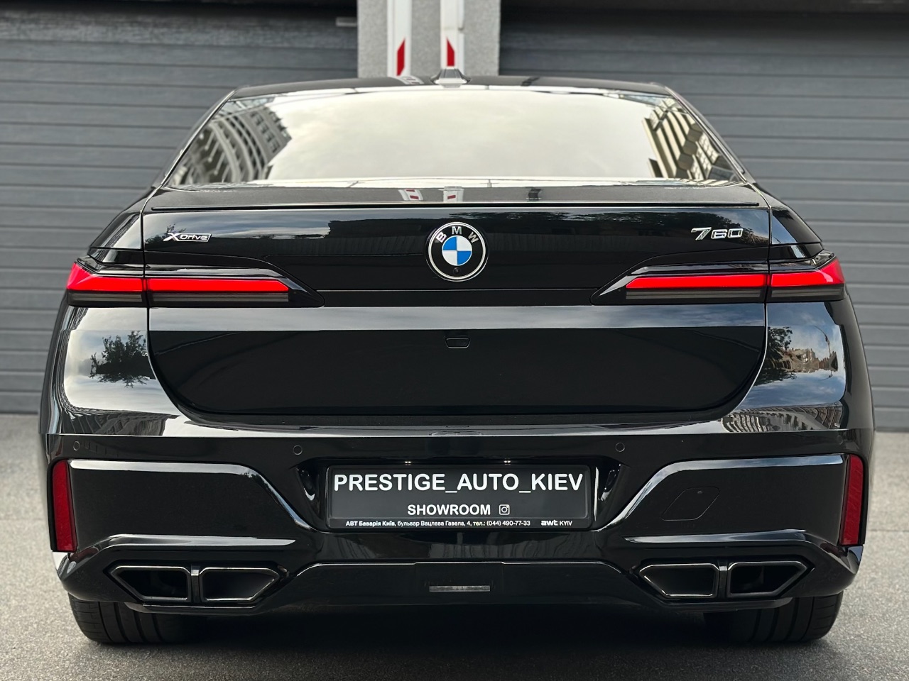 BMW 7 серії - фото 32