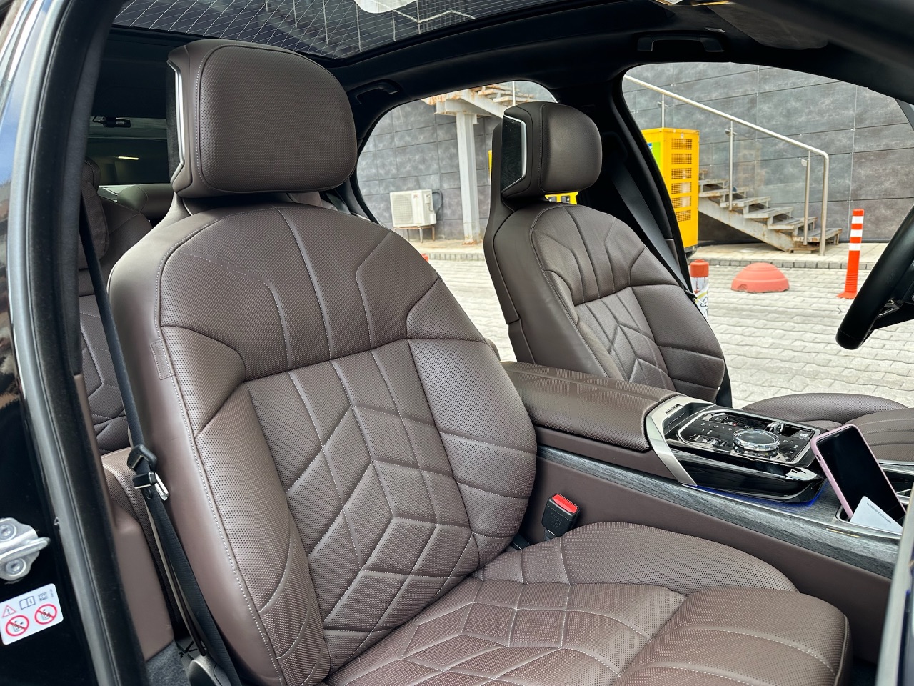 BMW 7 серії - фото 83