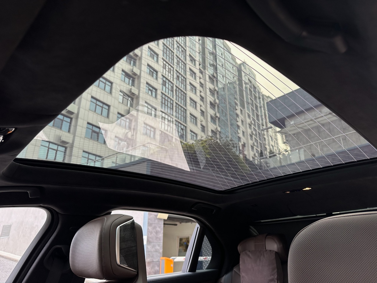 BMW 7 серії - фото 87