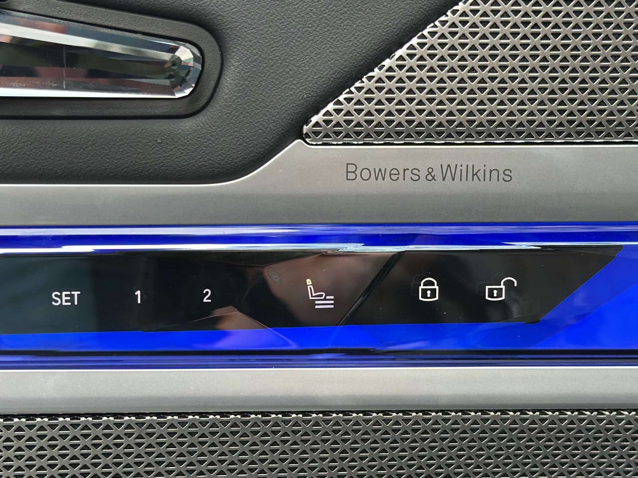 BMW 7 серії - фото 68