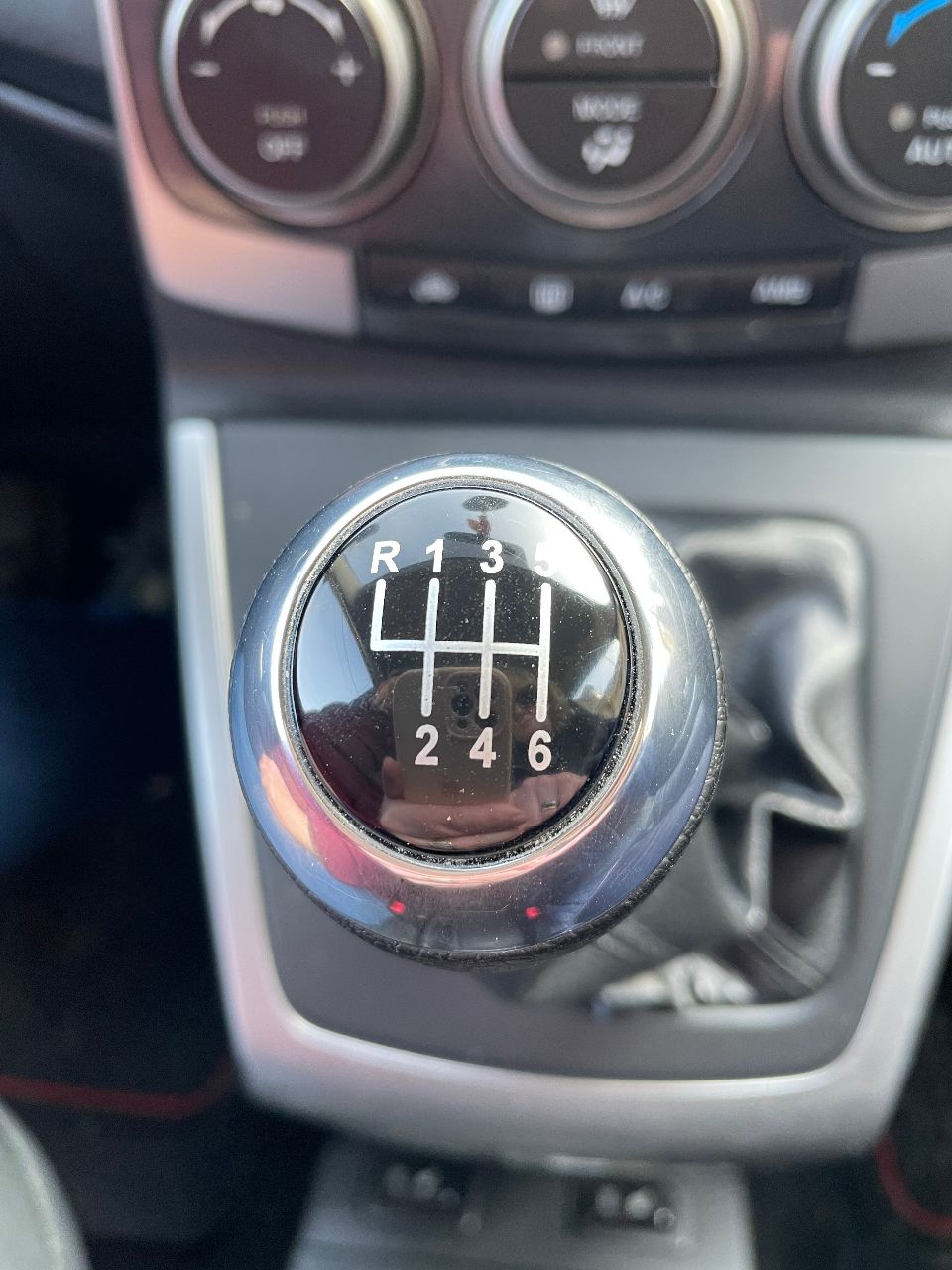 Mazda 5 - фото 11