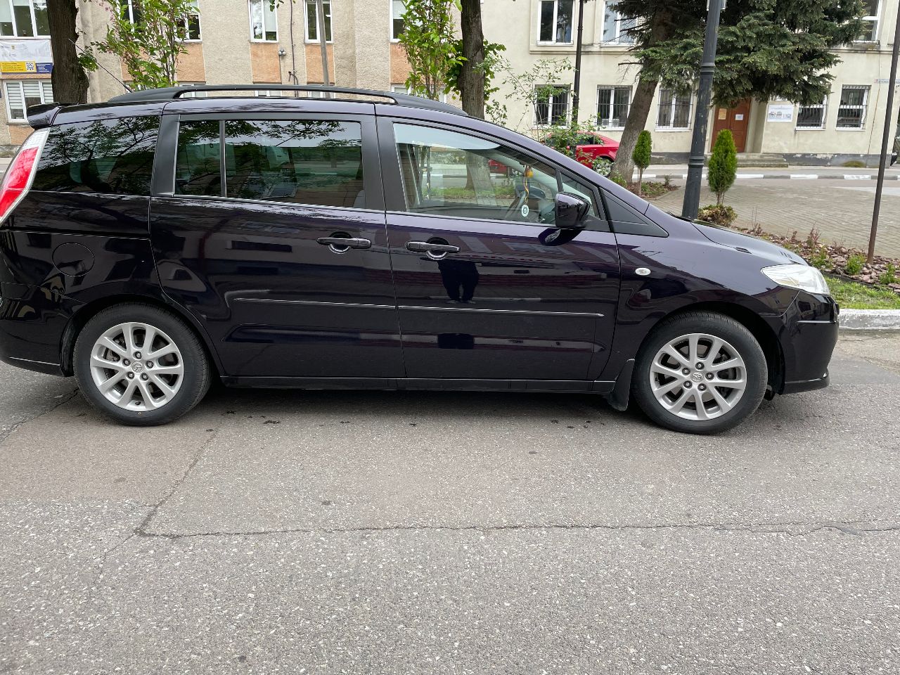 Mazda 5 - фото 4