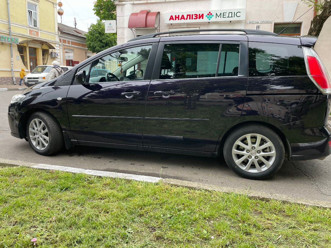 Mazda 5 - фото 5