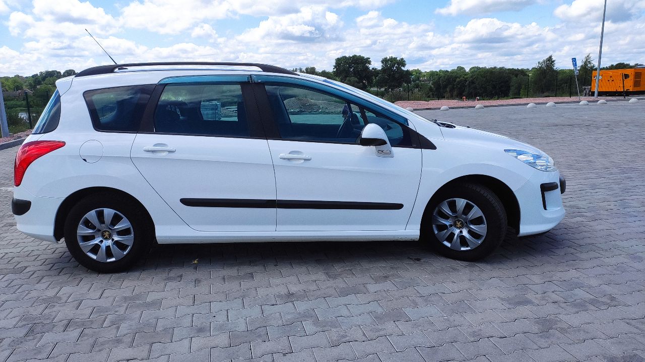 Peugeot 308 - фото 7