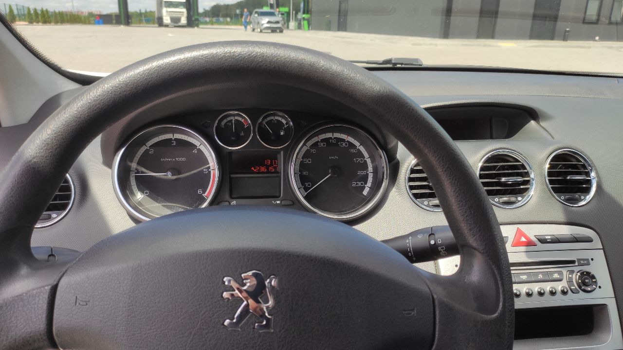Peugeot 308 - фото 16