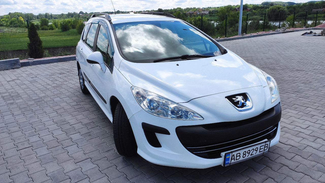 Peugeot 308 - фото 2