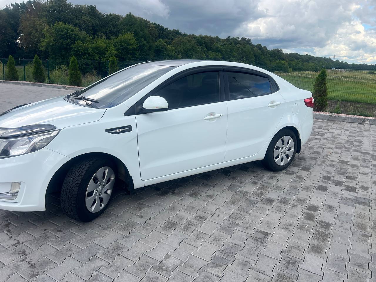 Kia Rio - фото 9