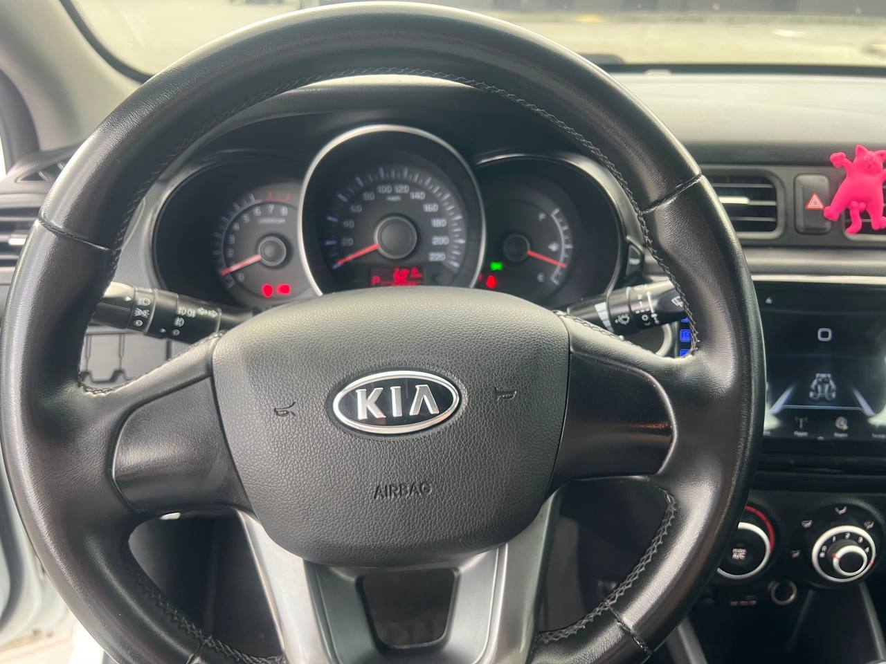 Kia Rio - фото 11