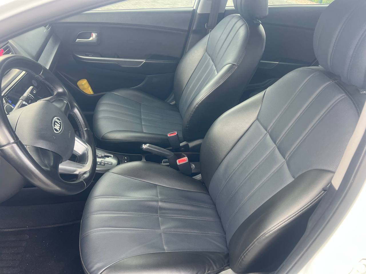 Kia Rio - фото 12