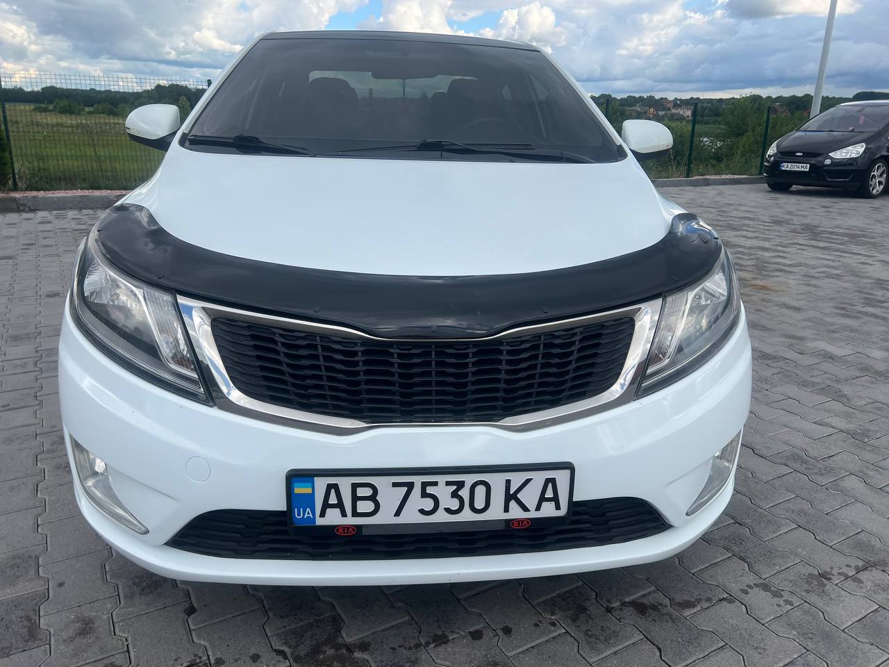 Kia Rio - фото 4