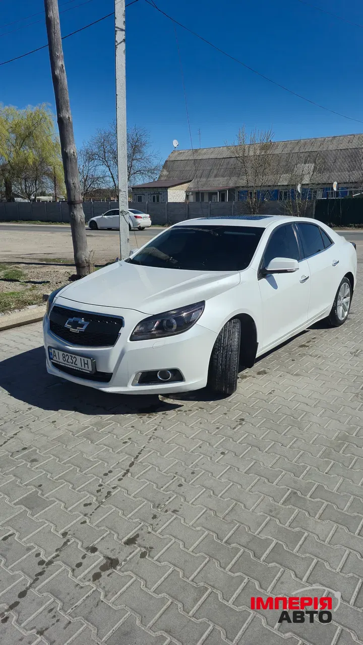Chevrolet Malibu - фото 1