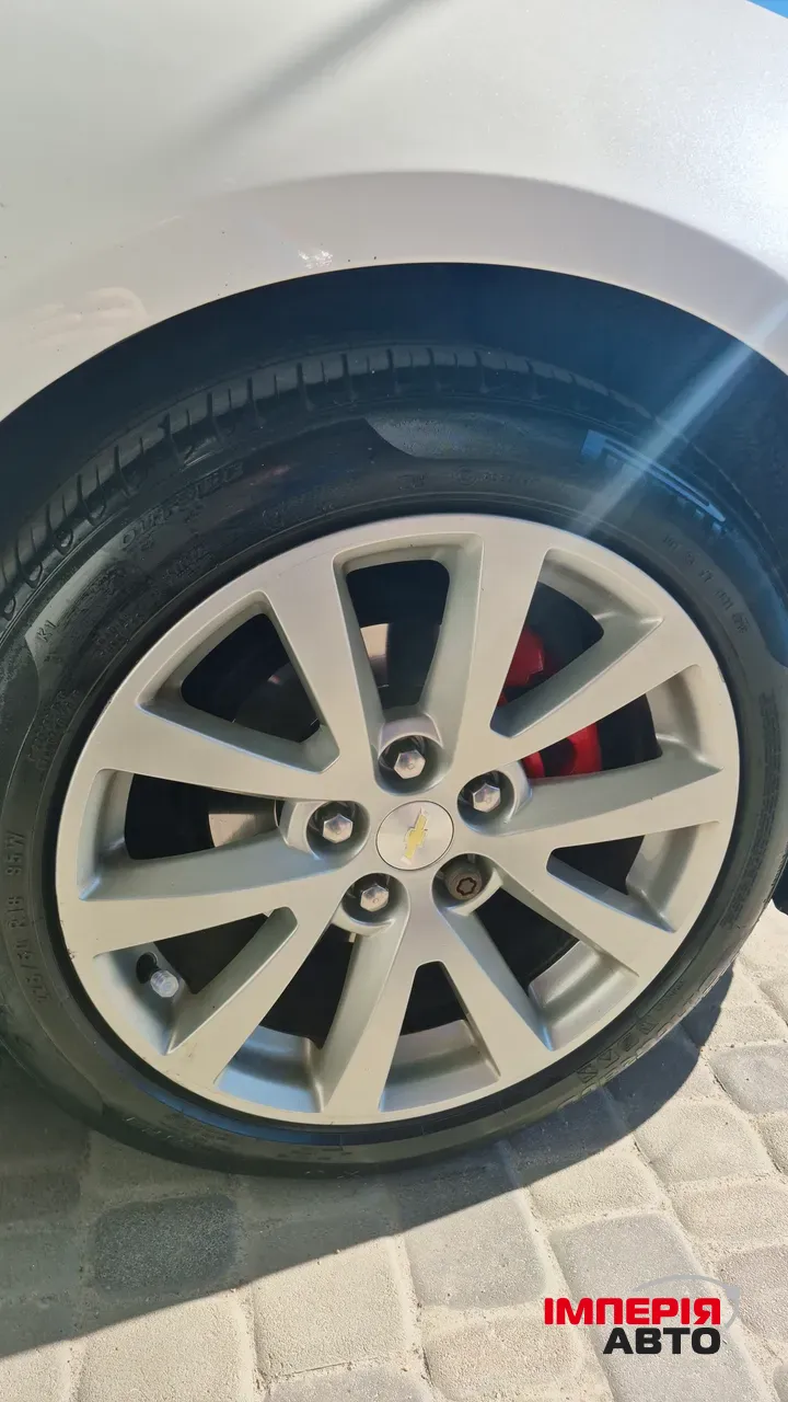 Chevrolet Malibu - фото 12