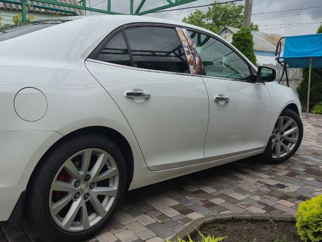 Chevrolet Malibu - зображення 4