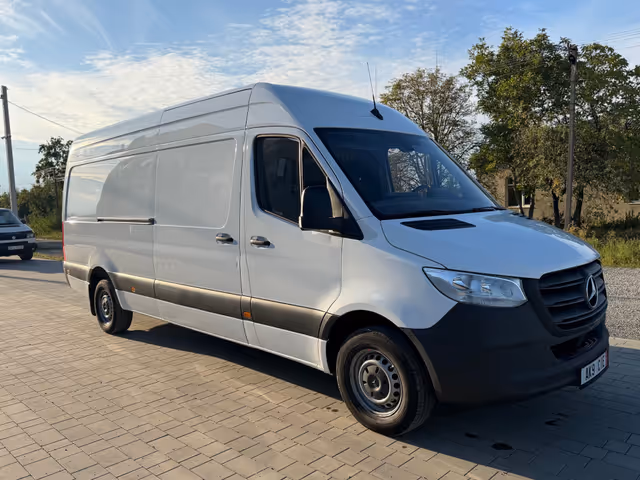 Mercedes-Benz Sprinter 2021, Zakarpattia Oblast, $35 500 - image 3
