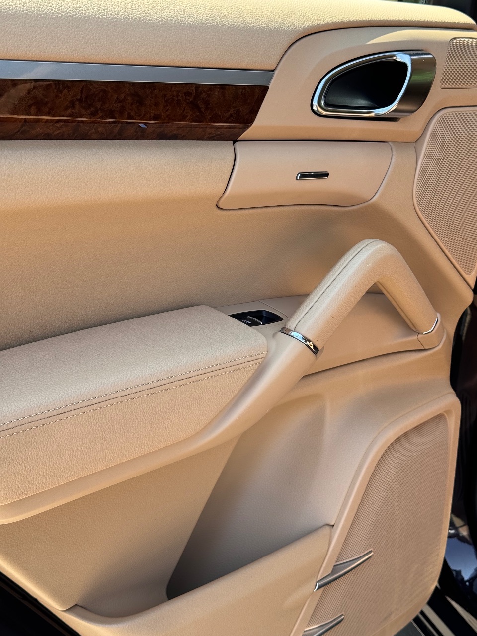 Porsche Cayenne - фото 7