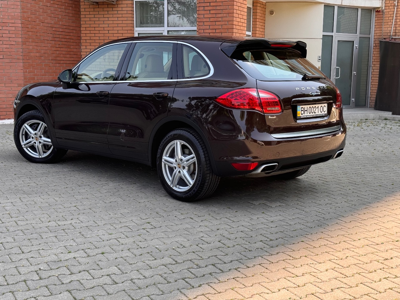 Porsche Cayenne - фото 4