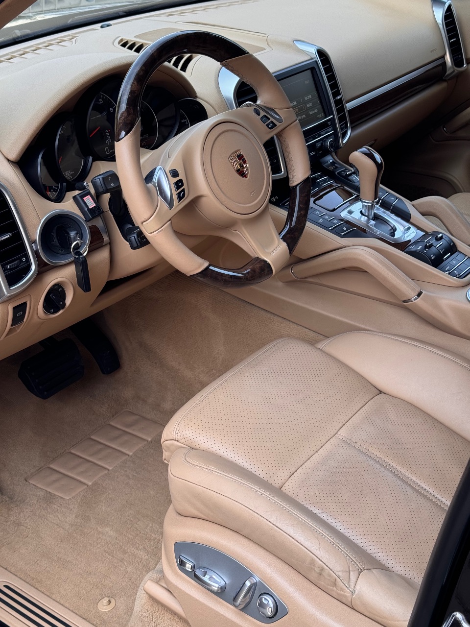 Porsche Cayenne - фото 6