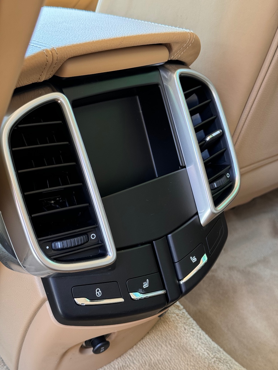 Porsche Cayenne - фото 19