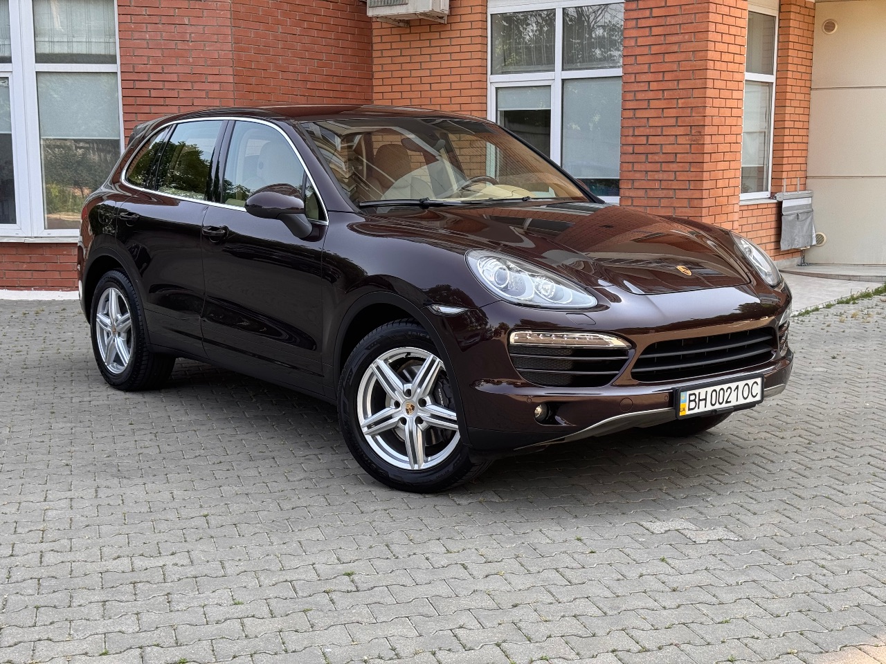 Porsche Cayenne - фото 2