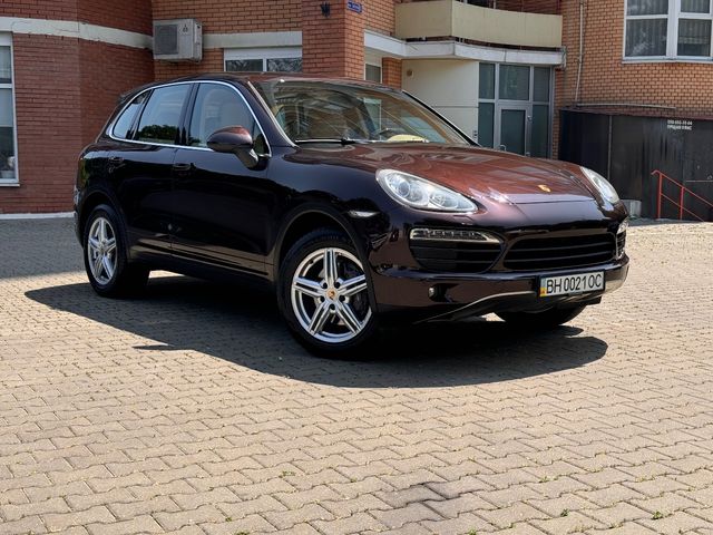 Porsche Cayenne - фото 3