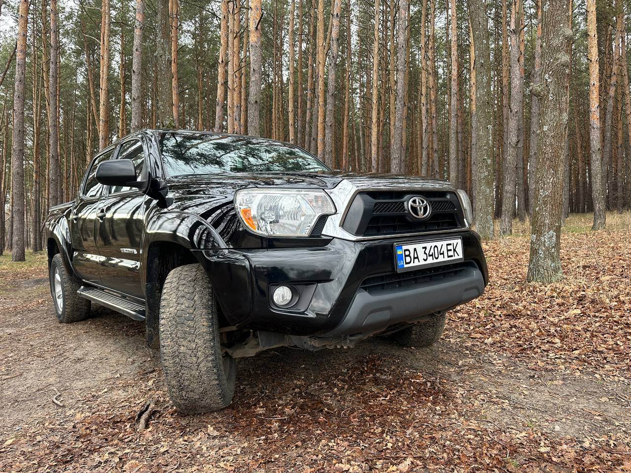 Toyota Tacoma - фото 2