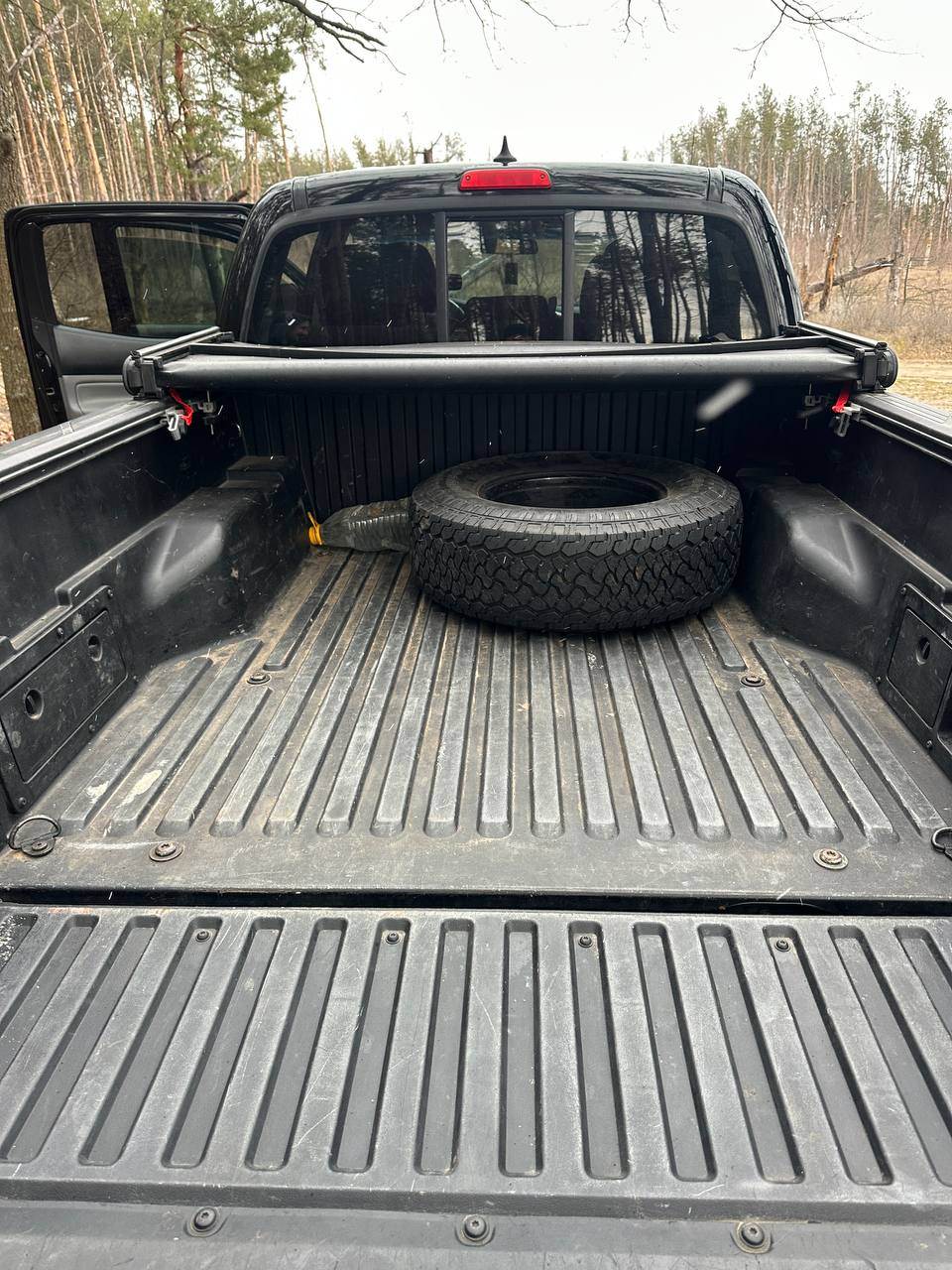 Toyota Tacoma - фото 12