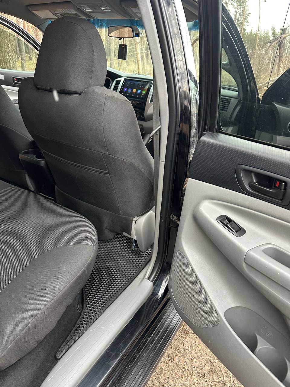 Toyota Tacoma - фото 44