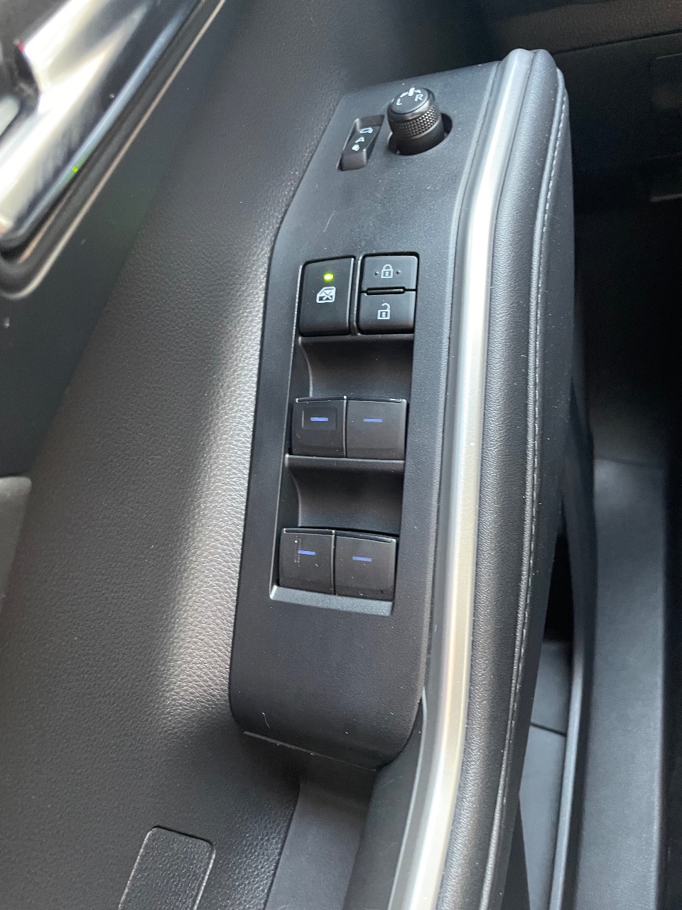 Toyota Highlander - фото 37