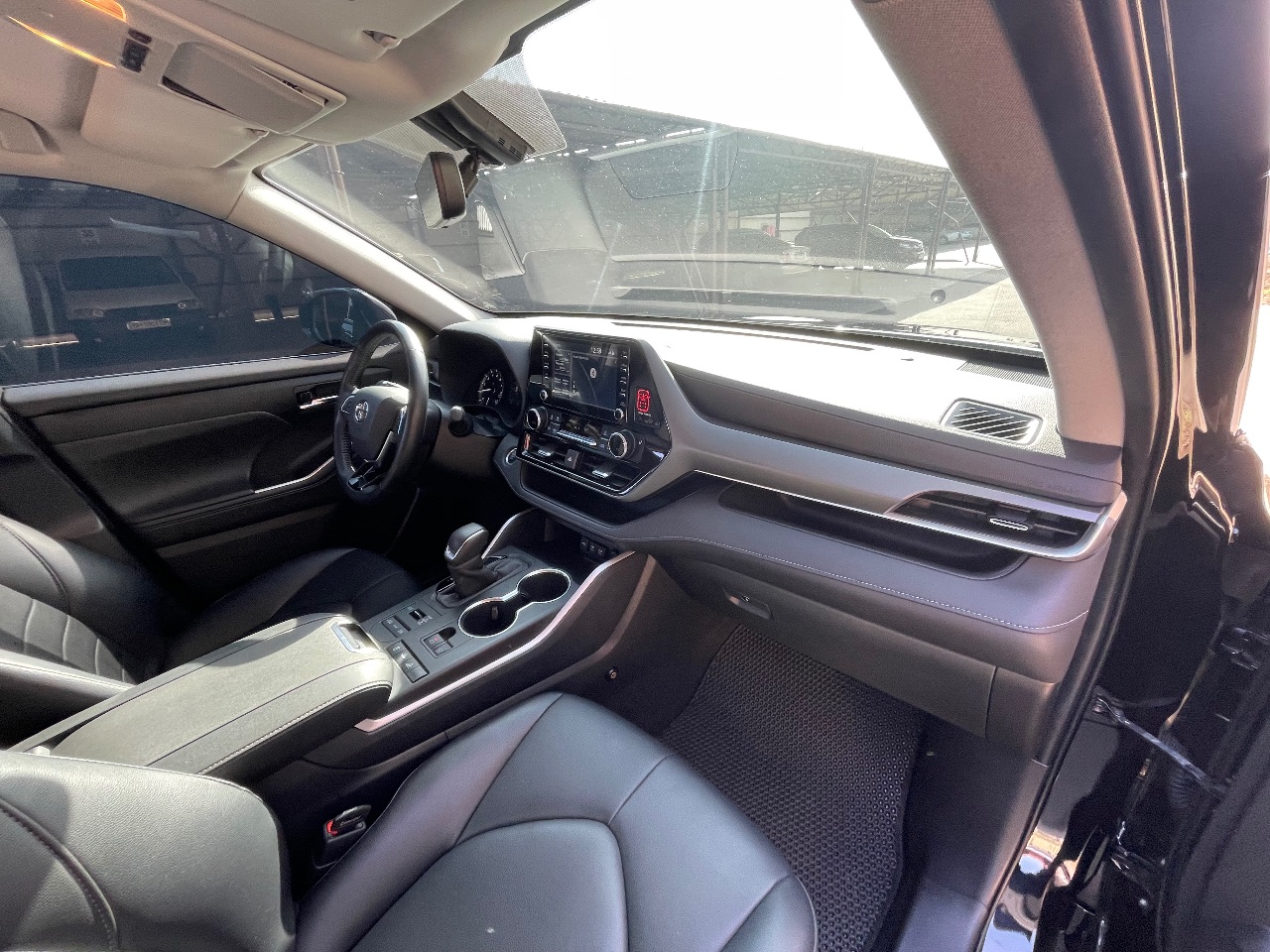 Toyota Highlander - фото 8