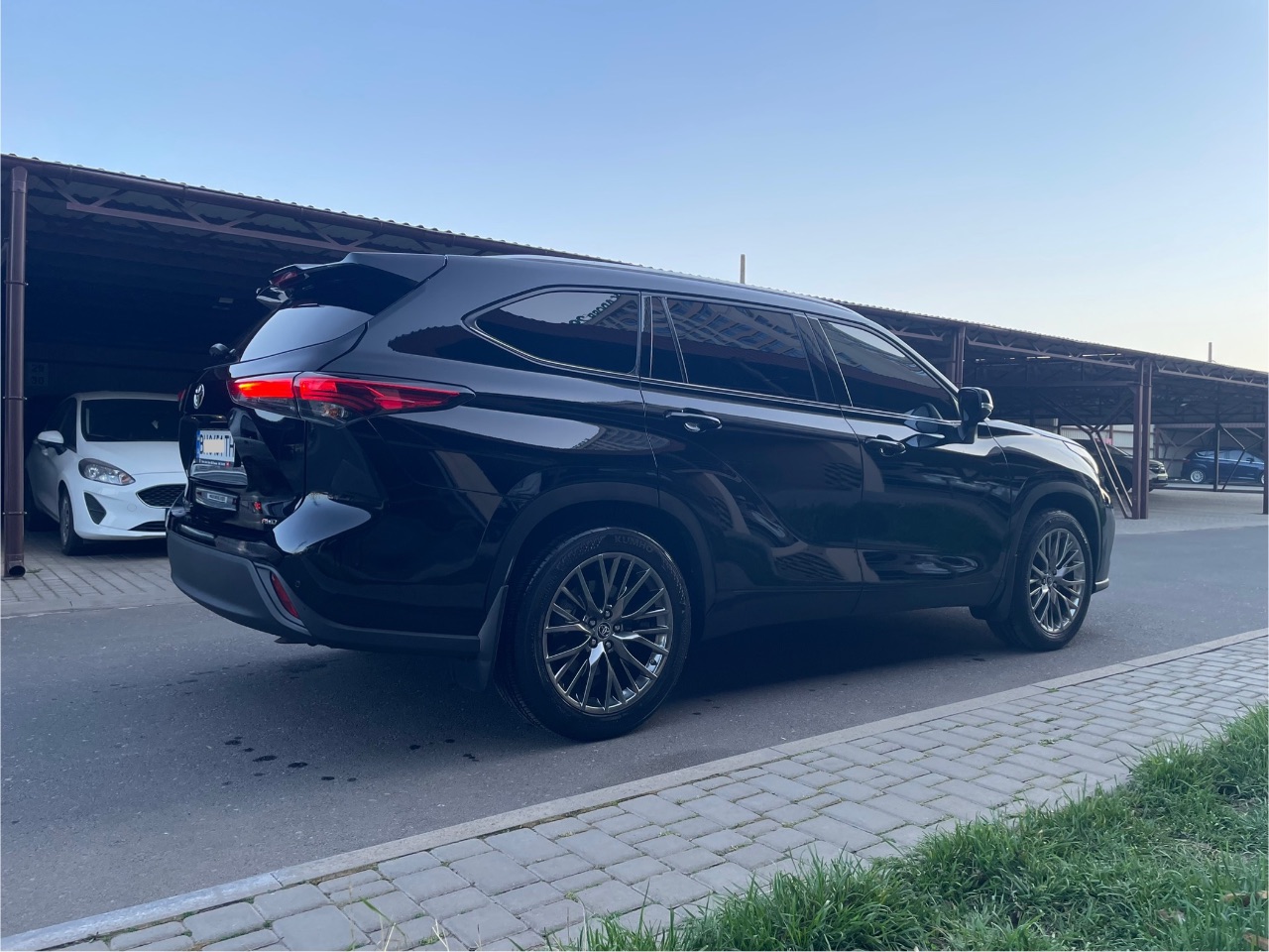 Toyota Highlander - фото 35