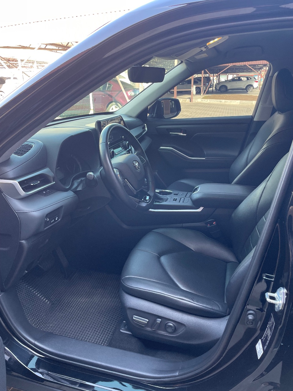 Toyota Highlander - фото 28