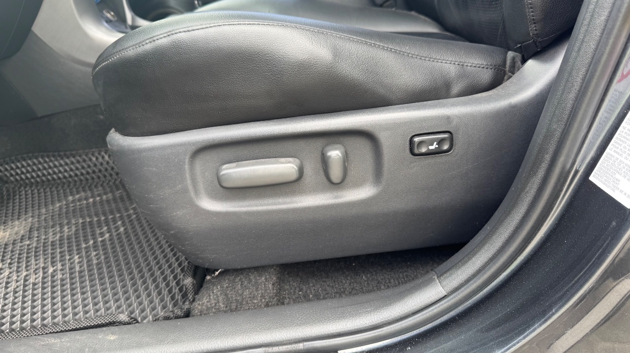 Toyota RAV4 - фото 19