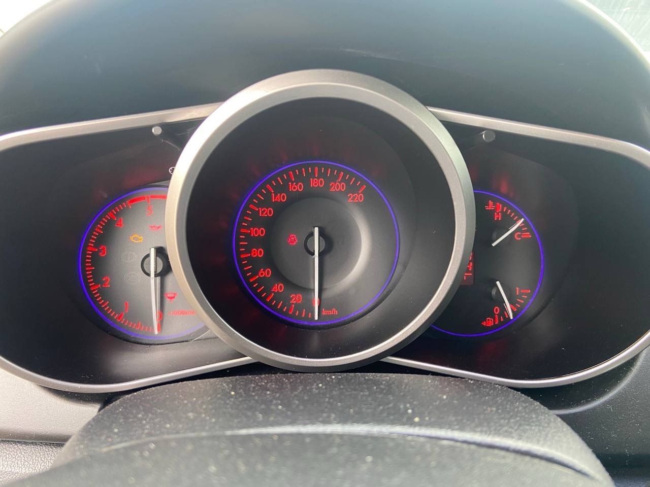 Mazda CX-7 - фото 12