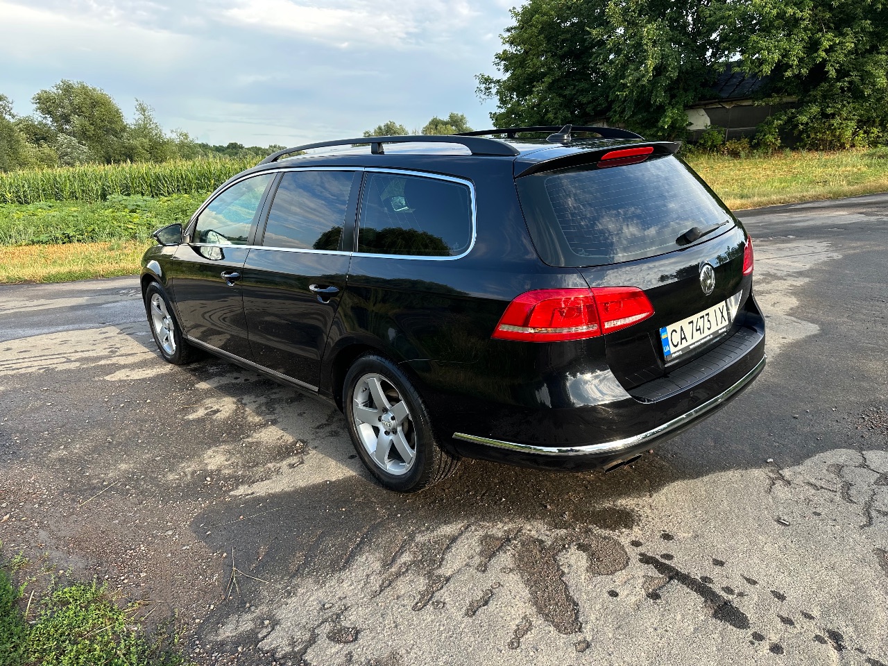 Volkswagen Passat - фото 13
