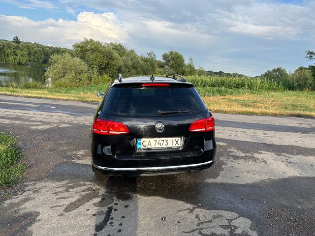 Volkswagen Passat - фото 2