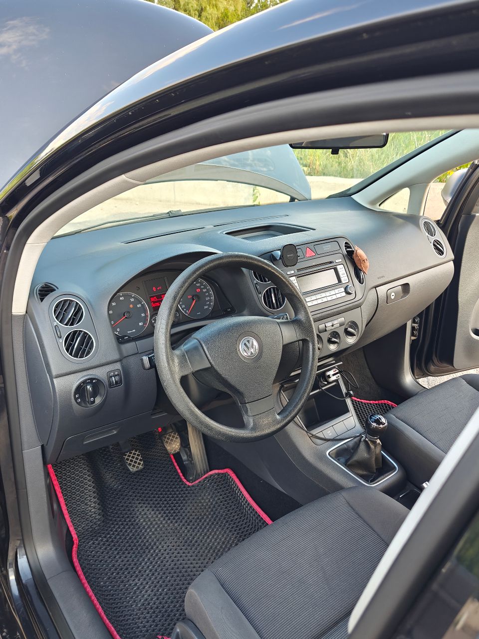 Volkswagen Golf Plus - фото 5