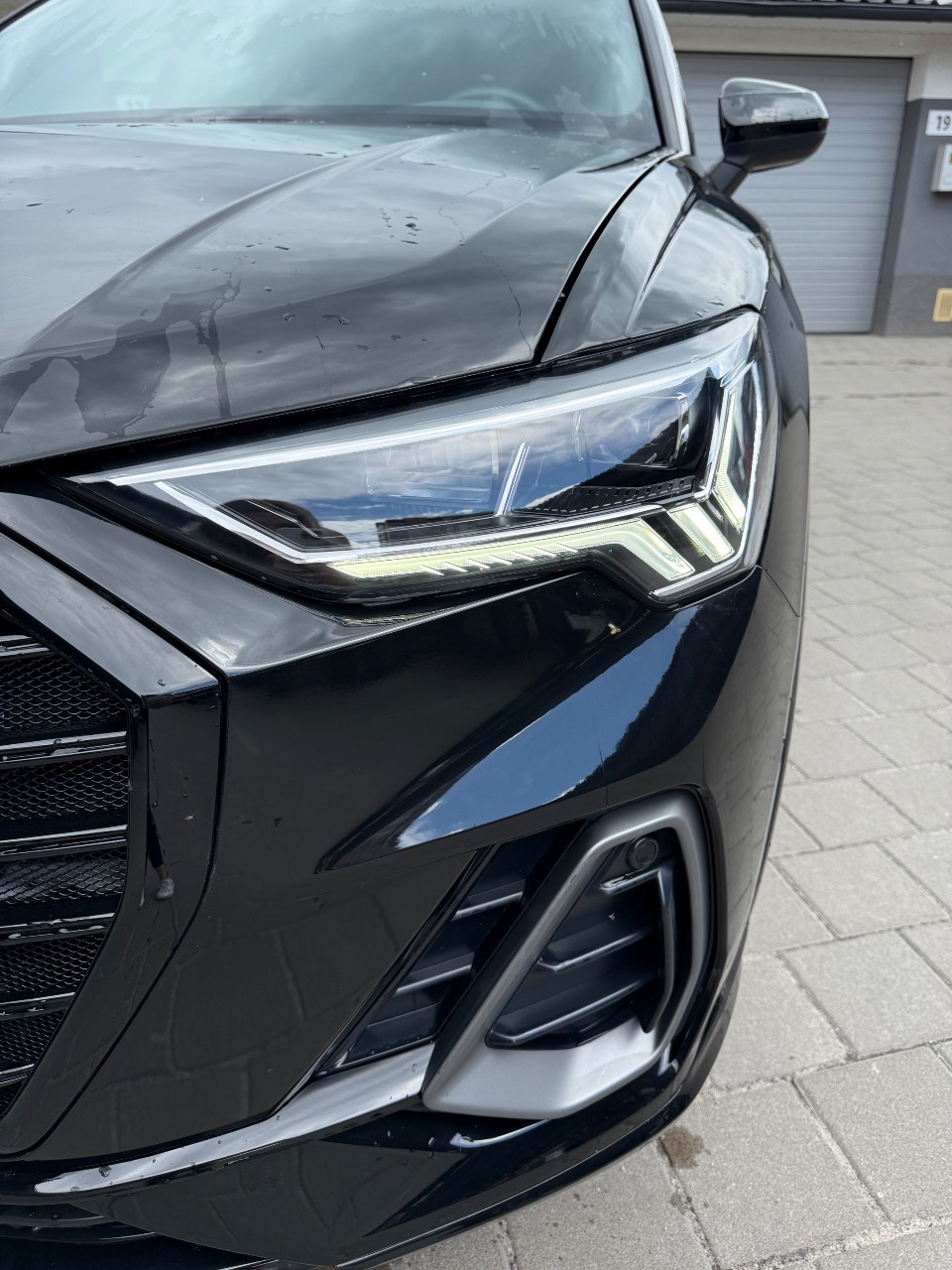 Audi Q3 - фото 6