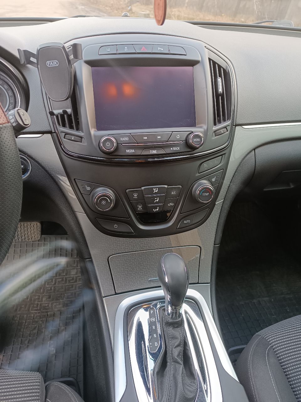 Opel Insignia - фото 22