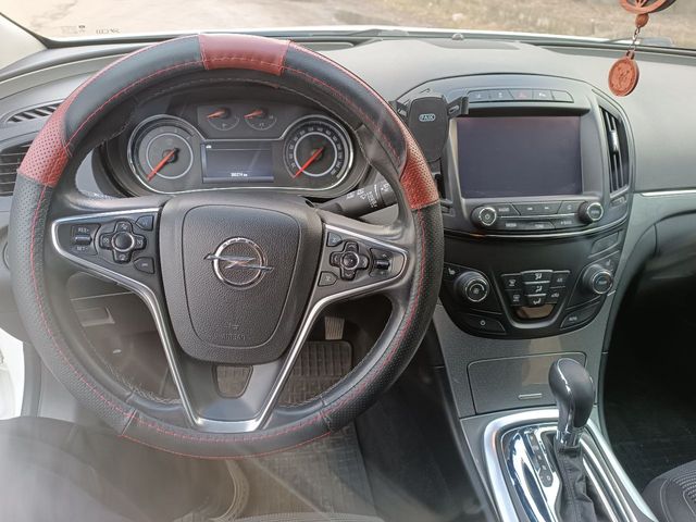 Opel Insignia - фото 5