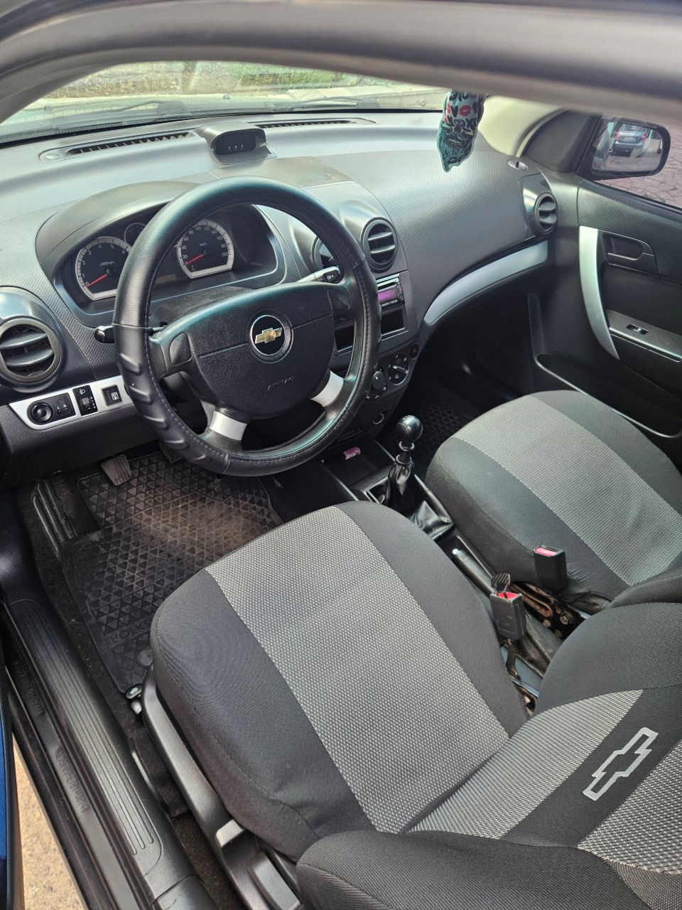 Chevrolet Aveo - фото 8