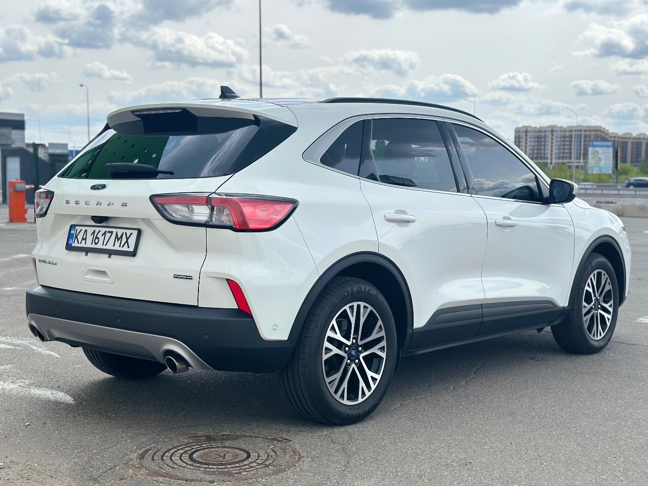 Ford Escape - фото 9