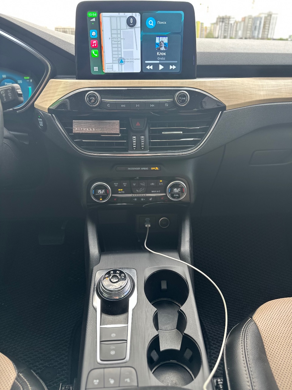 Ford Escape - фото 21