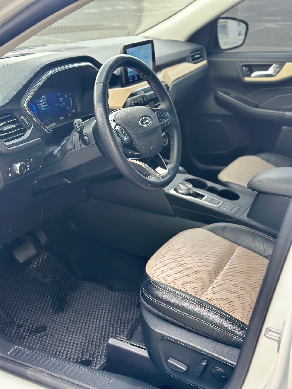 Ford Escape - фото 11