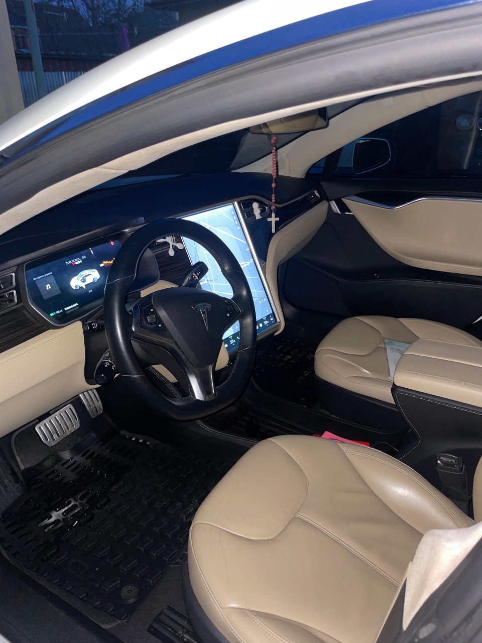 Tesla Model S - фото 3