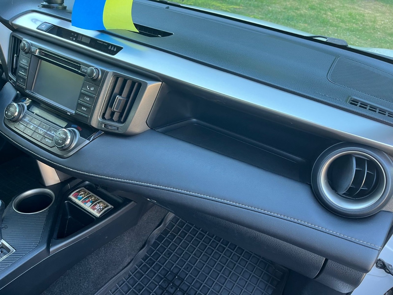 Toyota RAV4 - фото 17