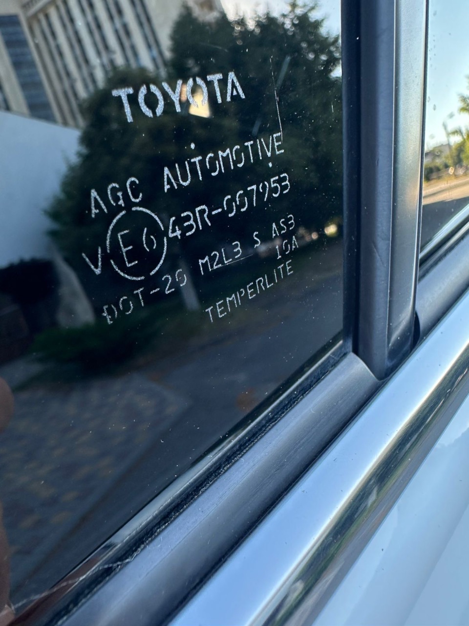 Toyota RAV4 - фото 18