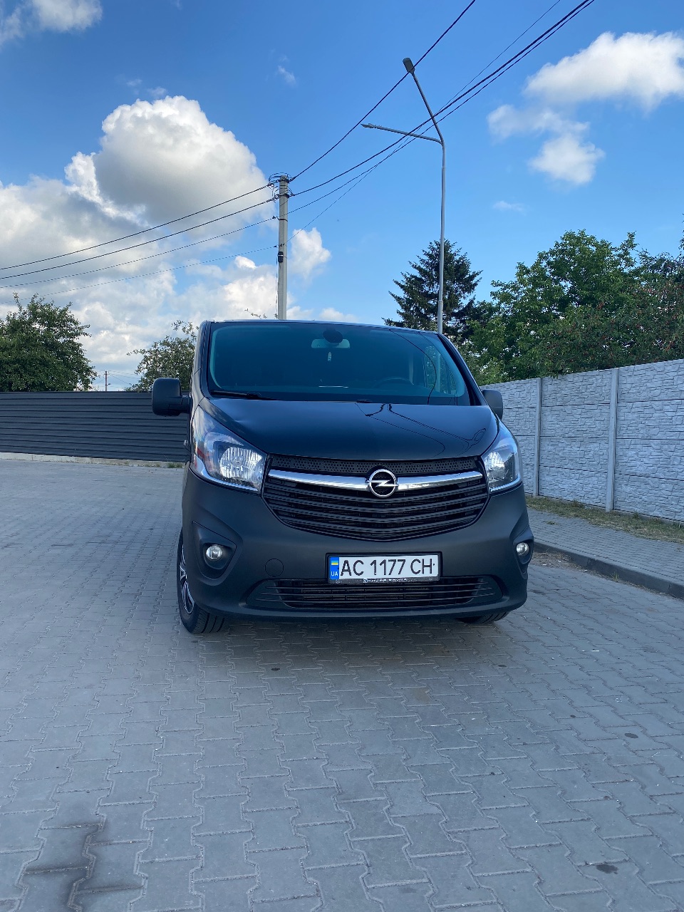 Opel Vivaro - фото 1